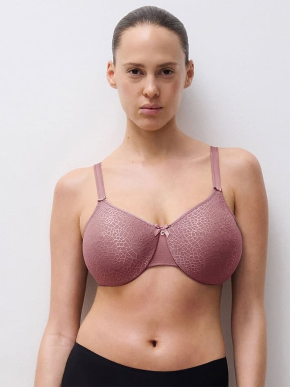 C Magnifique Seamless Unlined Minimizer